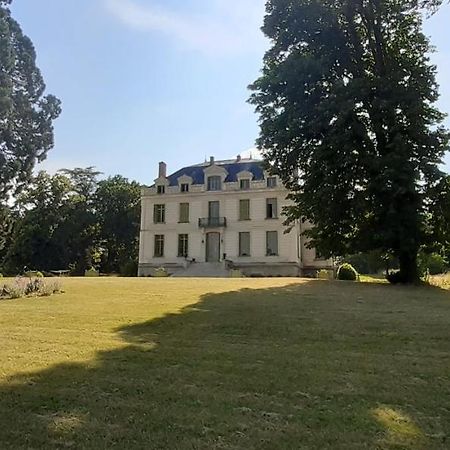 Le Chateau Du Breuil Mazieres-de-Touraine Exterior photo