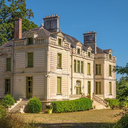 Le Chateau Du Breuil Mazieres-de-Touraine Exterior photo